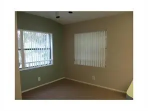 Sunrise, FL 33322,9999 Summerbreeze Dr #910