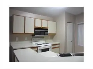 Sunrise, FL 33322,9999 Summerbreeze Dr #910