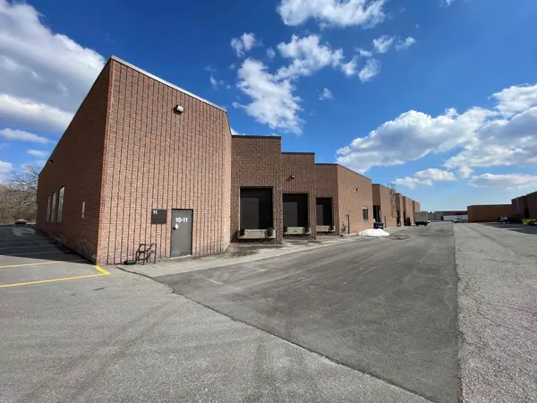 Richmond Hill, ON L4E 1E4,50 Mural ST #11