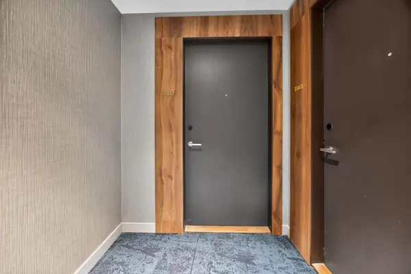 Barrie, ON L4N 1S9,39 Mary ST #1902