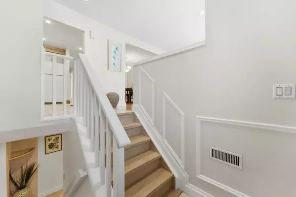 Mississauga, ON L5N 1Y4,7124 Cadiz CRES