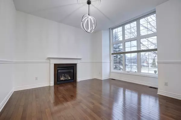 Oakville, ON L6H 0C4,2298 North Ridge TRL