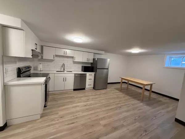 Oakville, ON L6L 4W4,558 Wolsey CRES