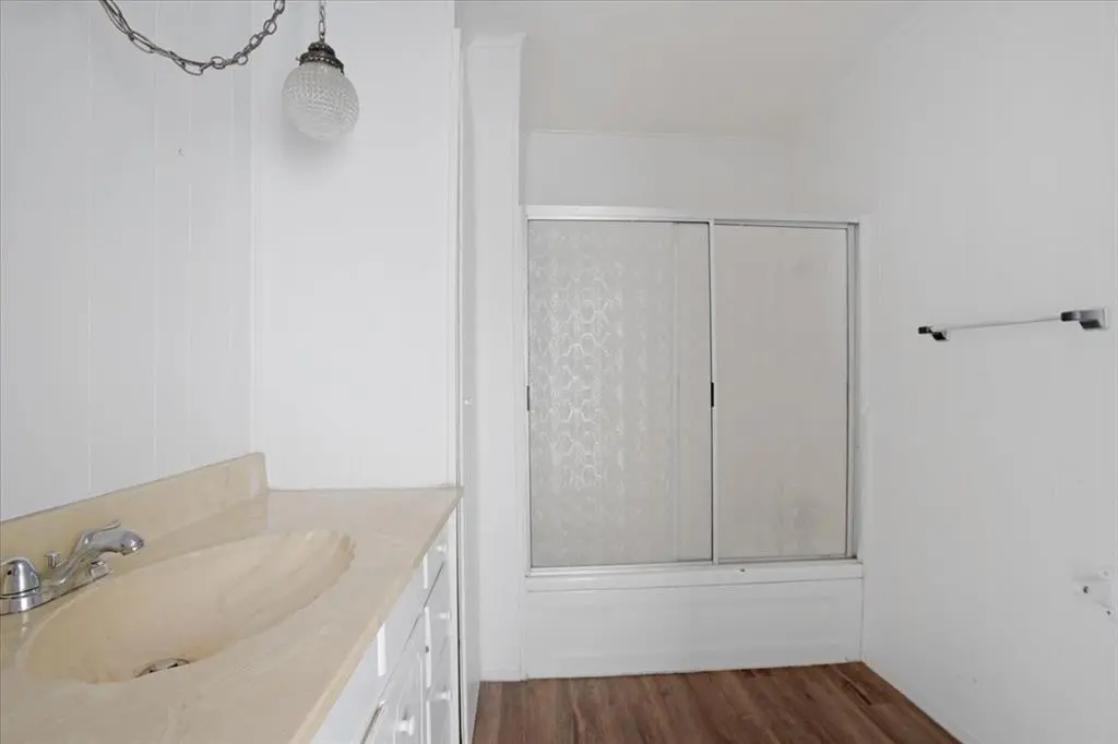 Paris, TX 75460,4970 Farm Road 79