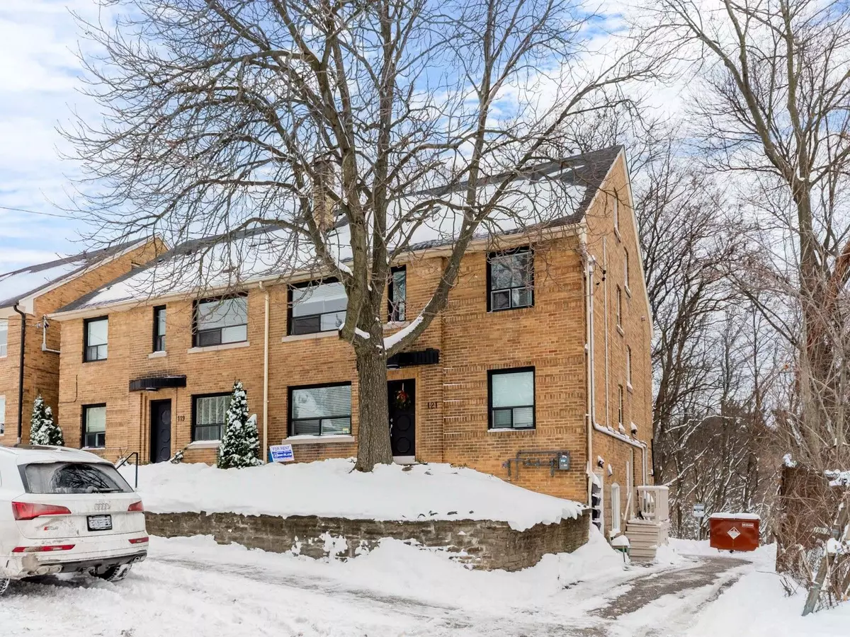 Toronto C04, ON M4R 1S8,121 Cheritan AVE #Lower