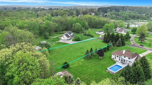 Commerce Twp, MI 48382,4864 COOLEY LAKE CT