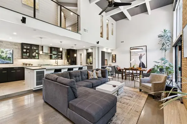 2934 Maple Springs Boulevard, Dallas, TX 75235