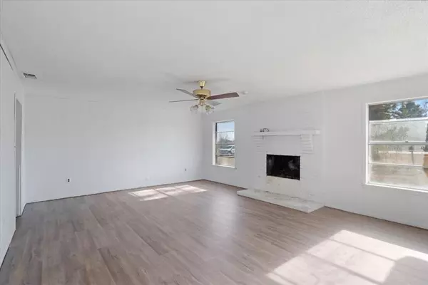 Paris, TX 75460,4970 Farm Road 79