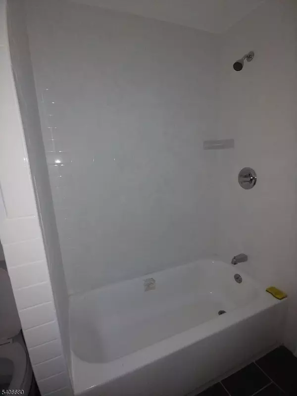 City Of Orange Twp., NJ 07050,62 Hillyer St #3