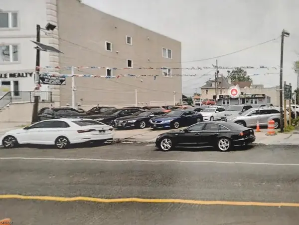 Belleville Twp., NJ 07109,32 Washington Ave