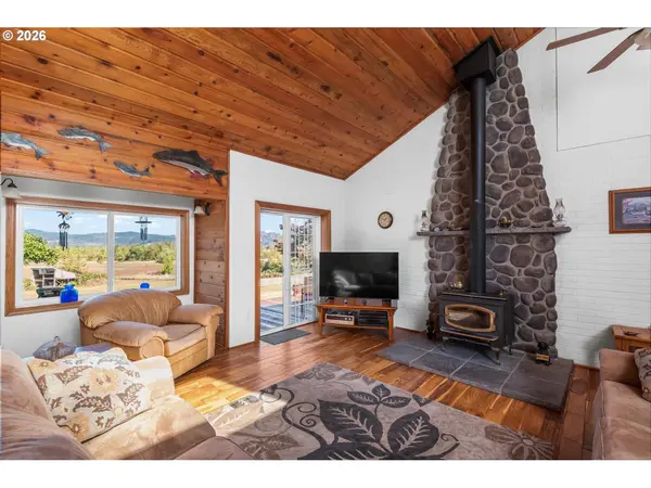 Pleasant Hill, OR 97455,36189 HIGHWAY 58