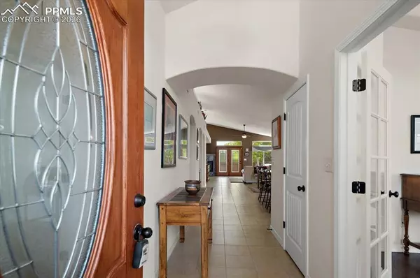 Pueblo, CO 81005,934 Aspencrest DR