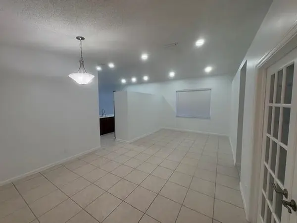 Miramar, FL 33029,17373 SW 19th St