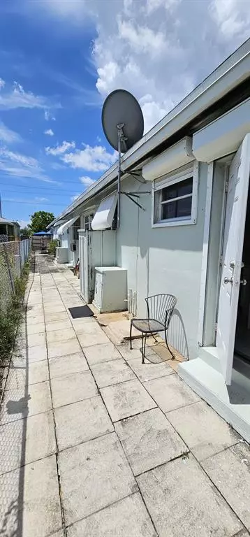 Hollywood, FL 33020,2211 Lincoln St #11