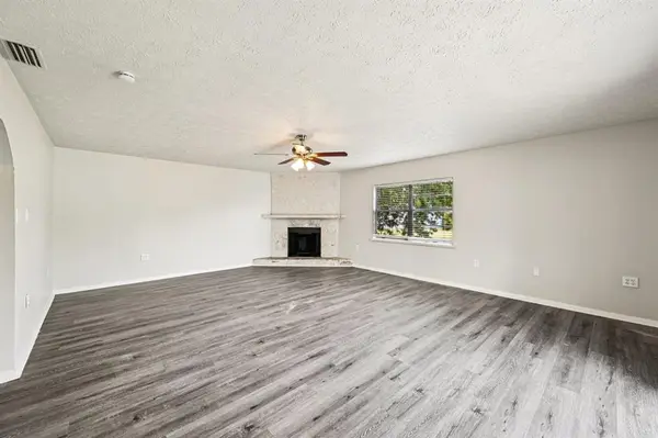 Stuart, FL 34994,913 SE 8th St