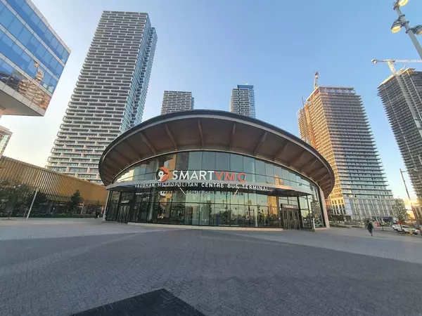 Vaughan, ON L4K 0J5,5 Buttermill AVE #4807