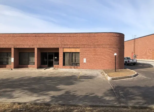 112 Basaltic RD #1, Vaughan, ON L4K 1G6