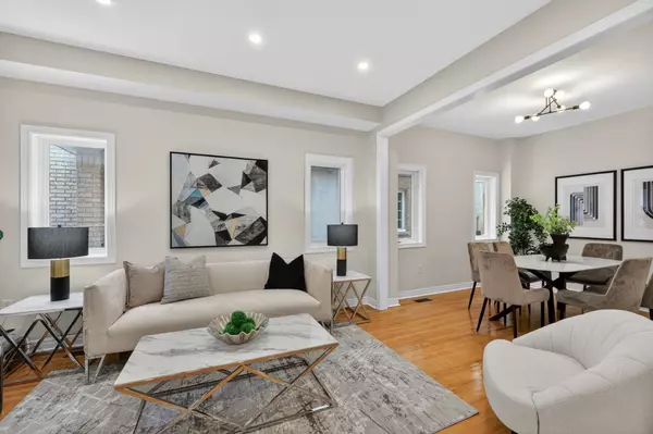 Richmond Hill, ON L4S 1Y5,58 Golden Oak AVE