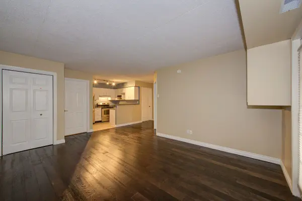 Burlington, ON L7M 4P1,1451 Walkers Line #206