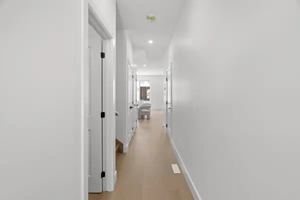 Lucan Biddulph, ON N0M 2J0,147 Scotts DR #18