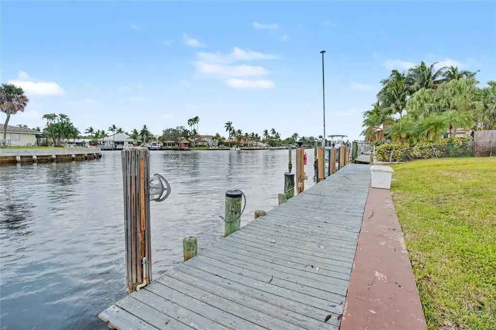 Pompano Beach, FL 33060,1000 SE 7th Ave