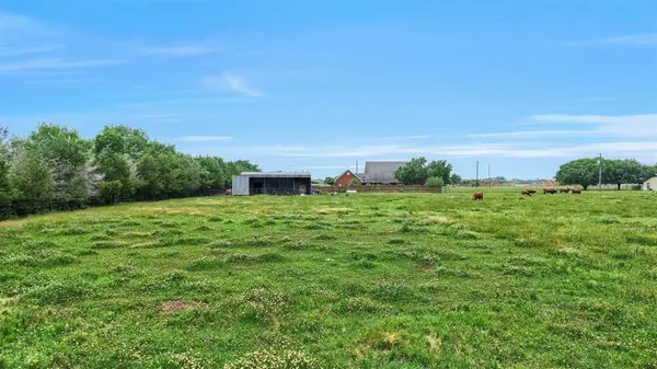 Pilot Point, TX 76258,12153 Mustang Road