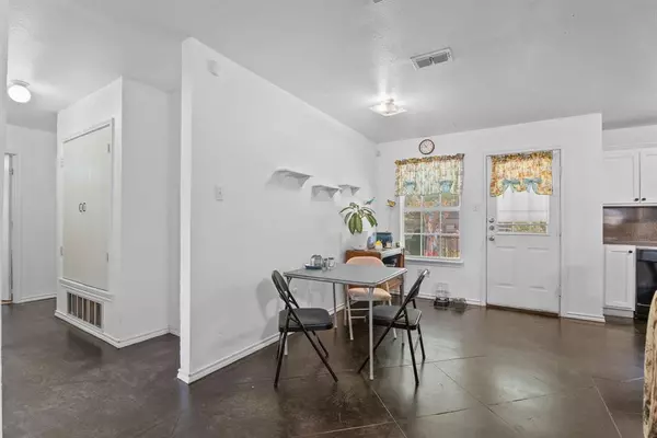 Tyler, TX 75709,10307 Westridge Street