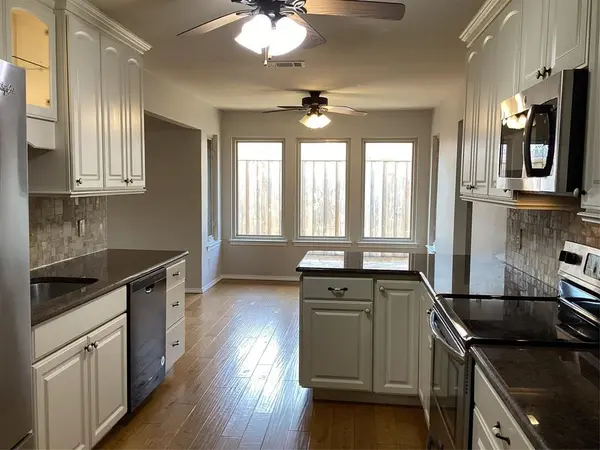 Grapevine, TX 76051,2841 Southridge Drive