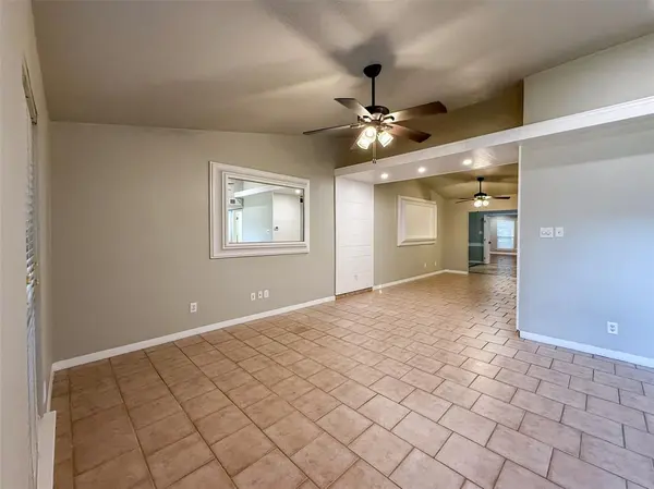 Carrollton, TX 75007,2721 E Wentwood Drive