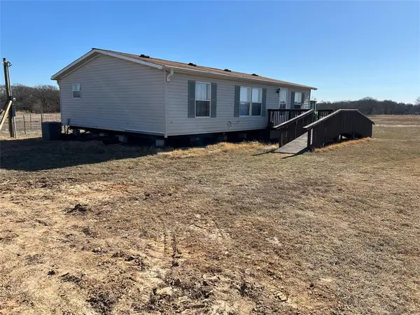 Bonham, TX 75418,980 County Road 2605