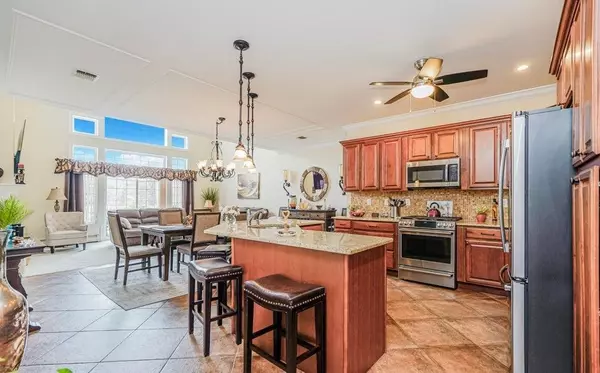 Staten Island, NY 10309,68 Tiller CT