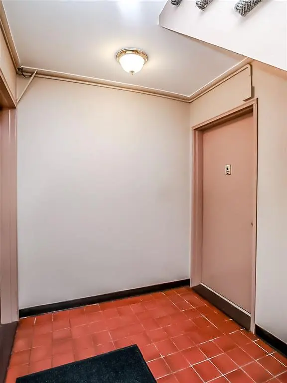 Staten  Island, NY 10308,485 Armstrong AVE #G2