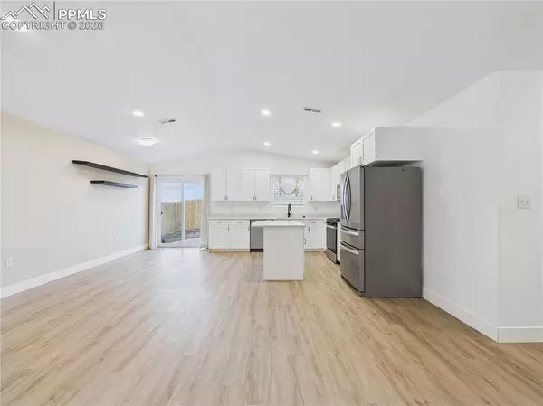 Pueblo, CO 81001,1424 Rivers Run AVE