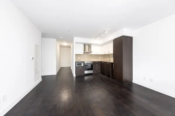 Toronto C10, ON M4S 0B5,125 Redpath AVE #713