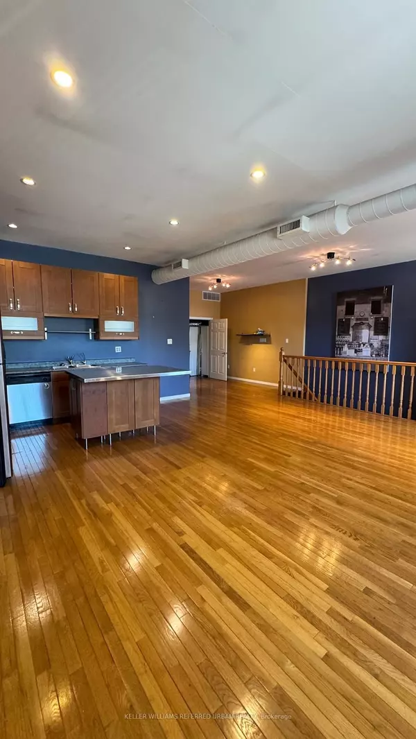 Toronto C04, ON M5M 4A5,2021 Avenue RD #Upper Level