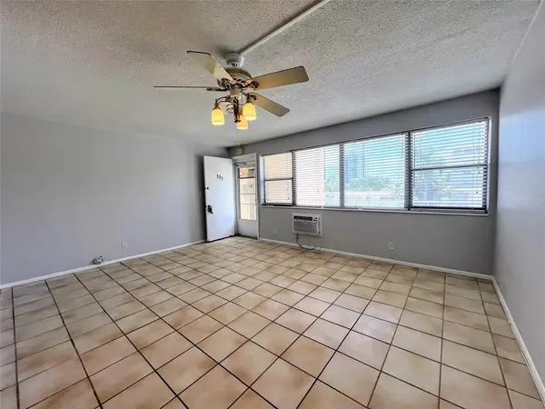 Fort Lauderdale, FL 33304,625 Antioch Ave #305