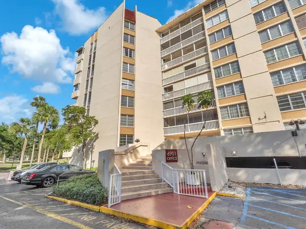 Lauderhill, FL 33319,6901 Environ Blvd #4D