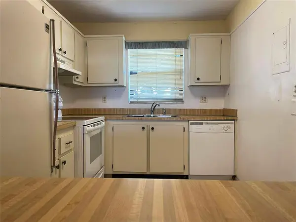 Boynton Beach, FL 33426,2101 W Woolbright Rd #J202