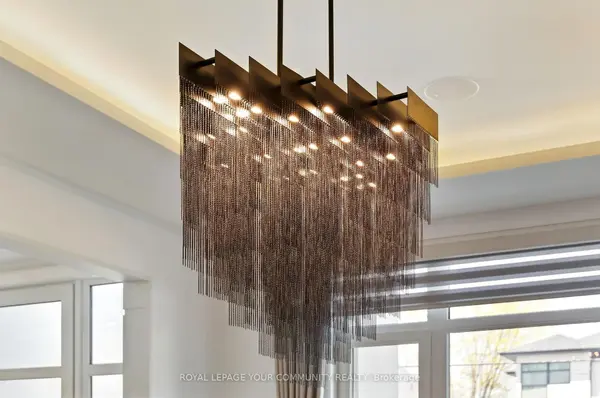 King, ON L7B 1H3,115 Patricia DR