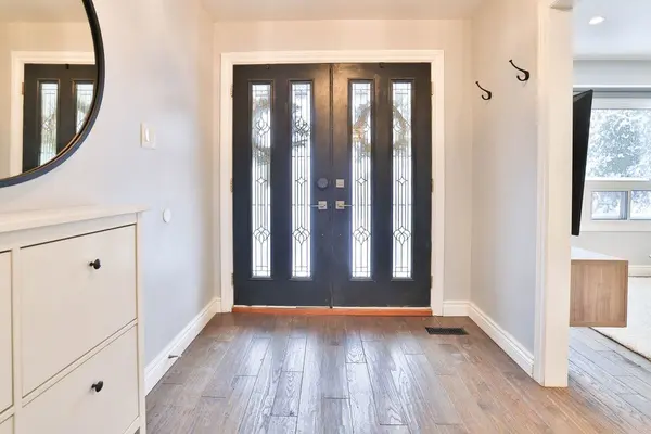 Mississauga, ON L5B 2K6,2673 Kingsberry CRES