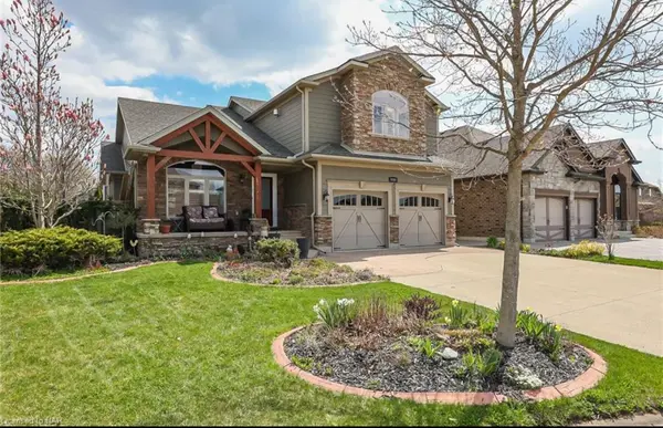 9069 Tapestry CT, Niagara Falls, ON L2H 0E1