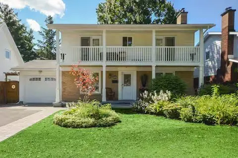 Beacon Hill North - South And Area, ON K1J 7N4,2389 Ogilvie RD E