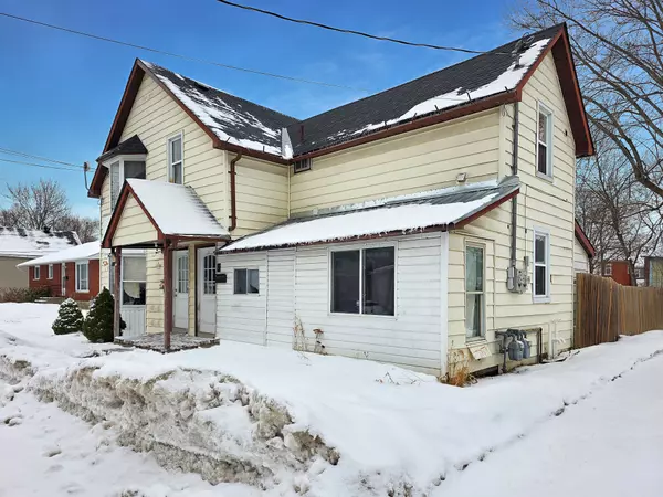 Smiths Falls, ON K7A 1K3,5 Robinson AVE