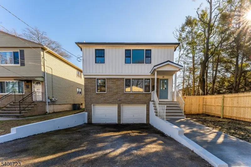 Maplewood Twp., NJ 07040,28 Toronto Ct