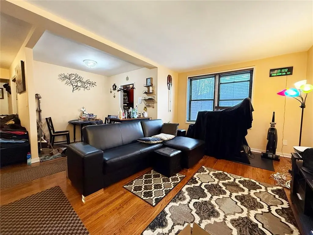 Brooklyn, NY 11235,3655 Shore Pkwy #1D