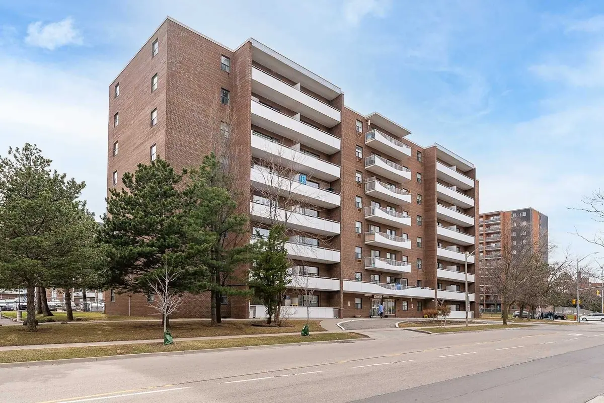 Mississauga, ON L4X 2J2,3320 Fieldgate DR #808