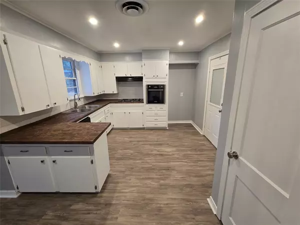 Shreveport, LA 71105,233 Roma Drive