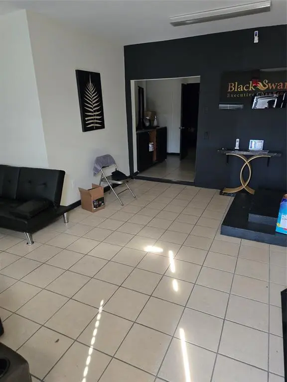 Grapevine, TX 76051,701 E Dallas Road