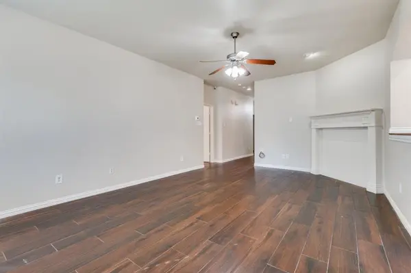 Dallas, TX 75237,2848 Trailhouse Drive