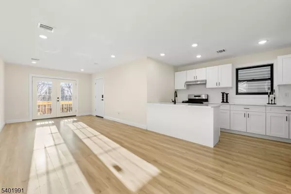 Paterson City, NJ 07522,45 Cliff St #2